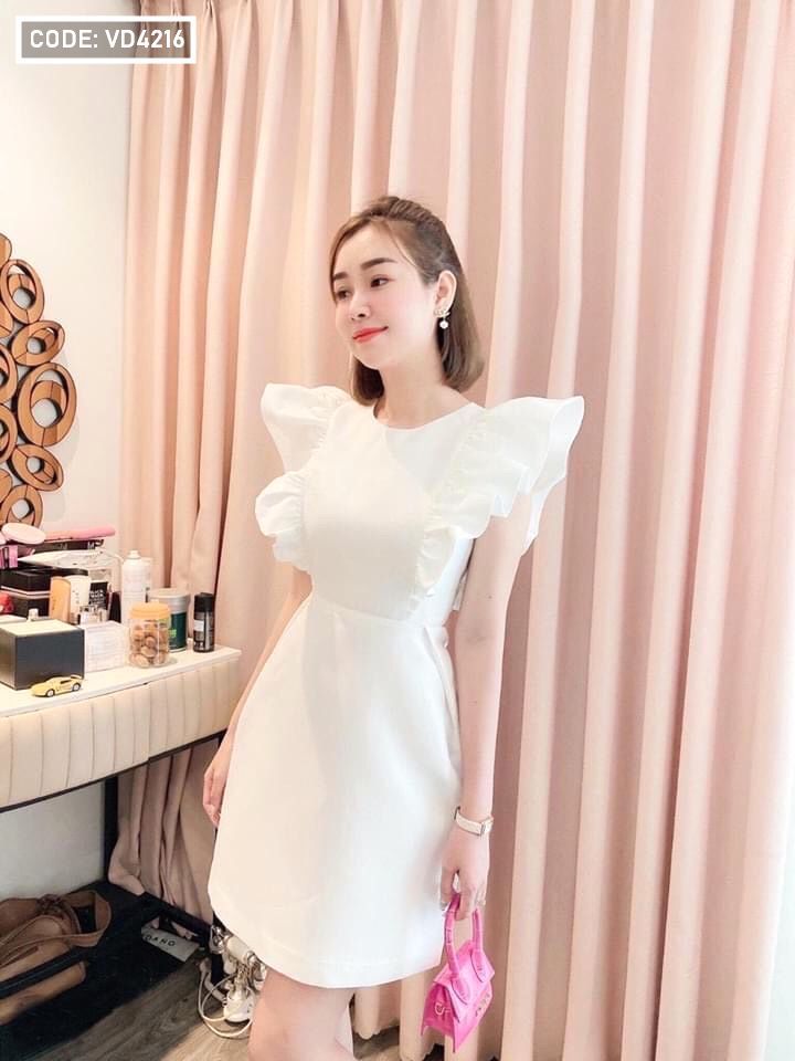 Đầm trắng tay bèo