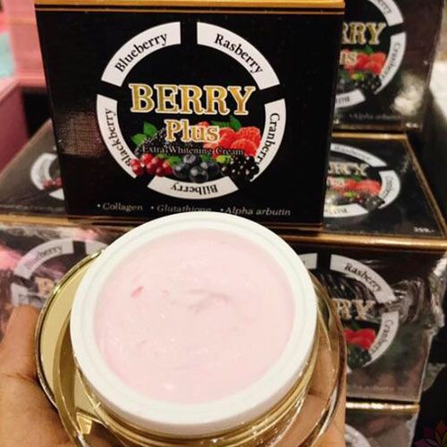 Kem face trị nám dưỡng trắng da Berry Plus Extra Whitening Cream