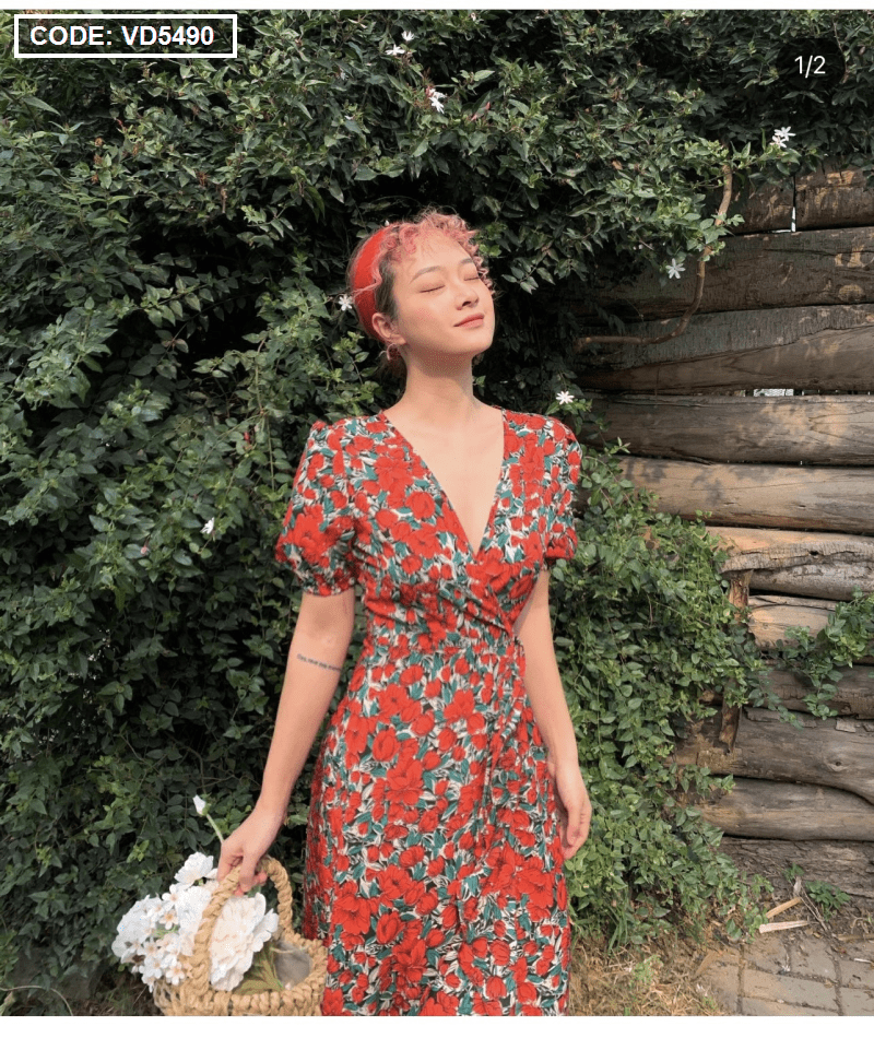 Đầm maxi hoa đỏ cổ V thắt eo