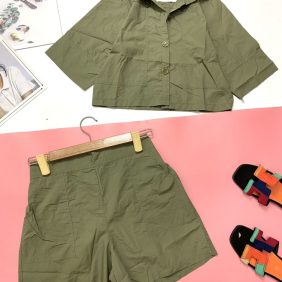 Set bộ áo crotop quần short ngố vải kaki - DB0536