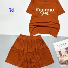 đồ bộ quần váy áo tay ngắn in chữ miu miu - DBO4902