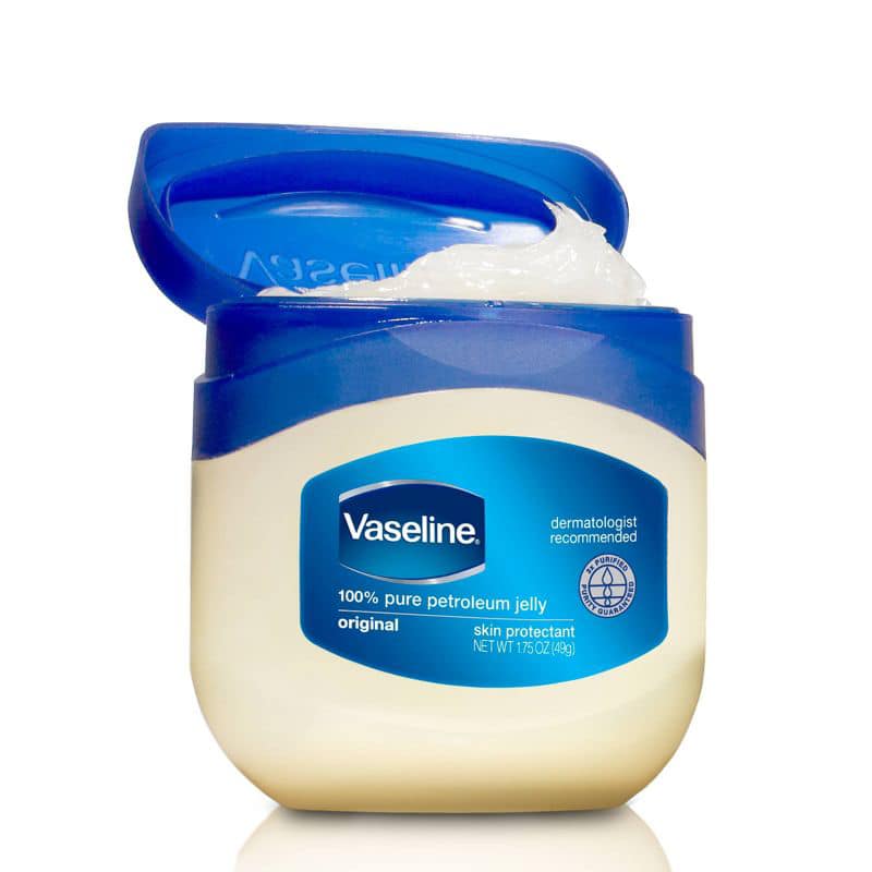 sáp dưỡng Vaseline với nhiều công dụng