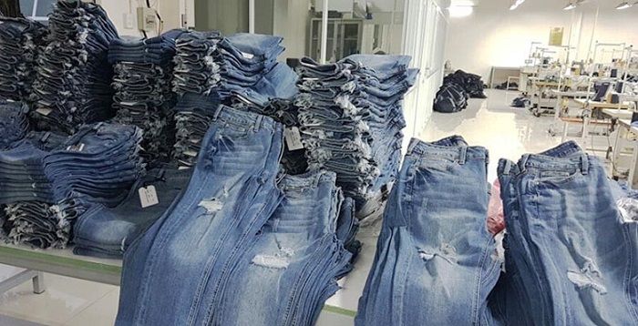 Xưởng may Trang Phạm với những mẫu quần jean đẹp mắt